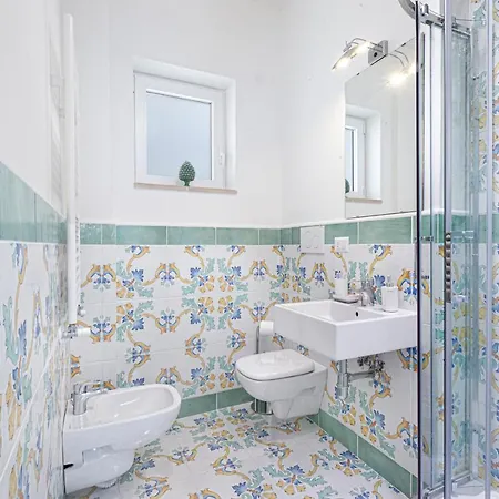 Estate4home - Casa Maridea Lejlighed Sorrento