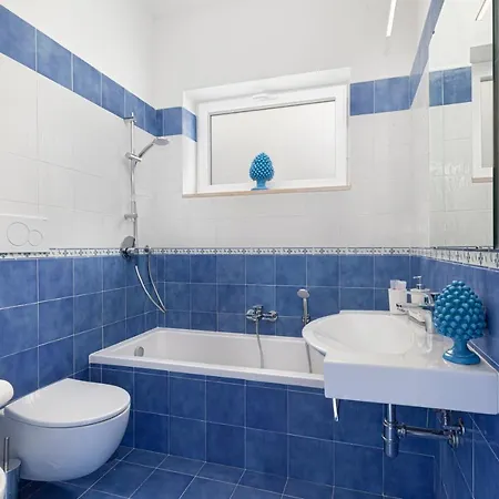 Estate4home - Casa Maridea Lejlighed Sorrento